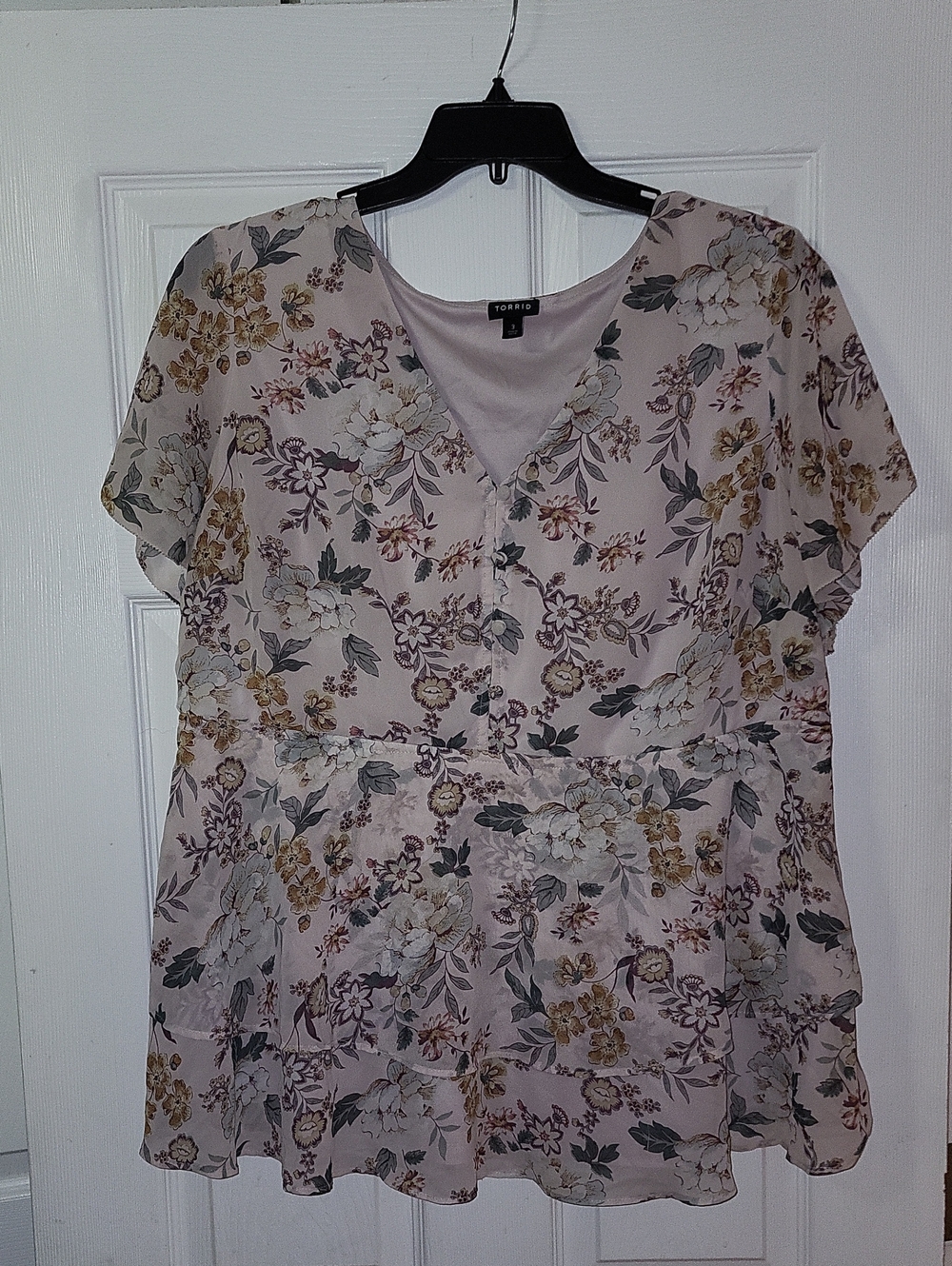 torrid Mauve Pink Floral Button-Front Peplum Blouse